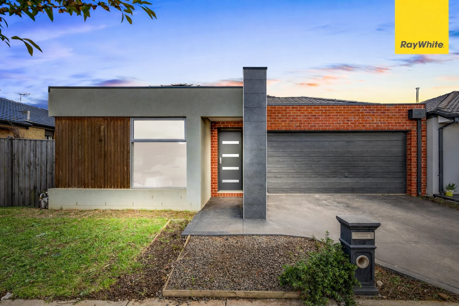32 Scorpio Road, Weir Views VIC 3338