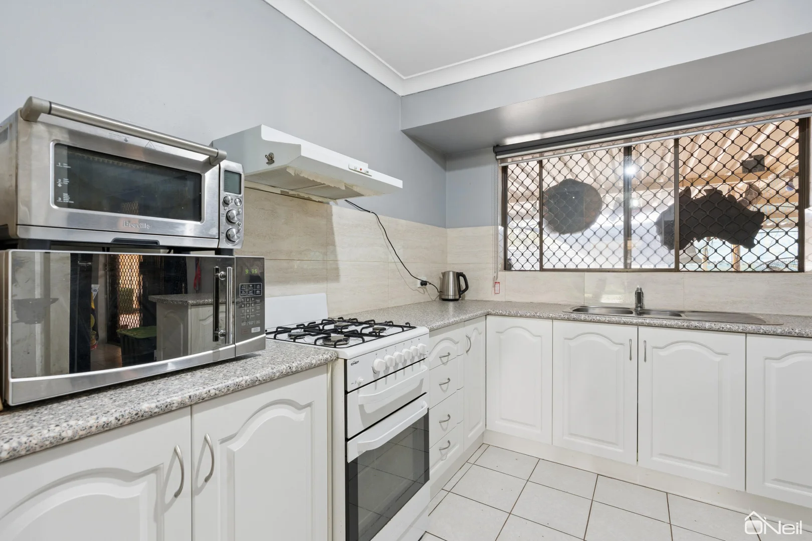 Additional image 14 of 7 Montrose Circle, Camillo WA 6111