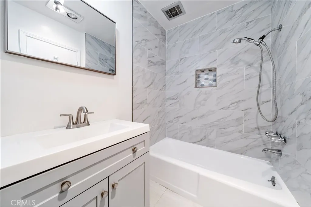 Additional image 23 of 5674 Windsor Way Unit 201, Culver City, CA 90230
