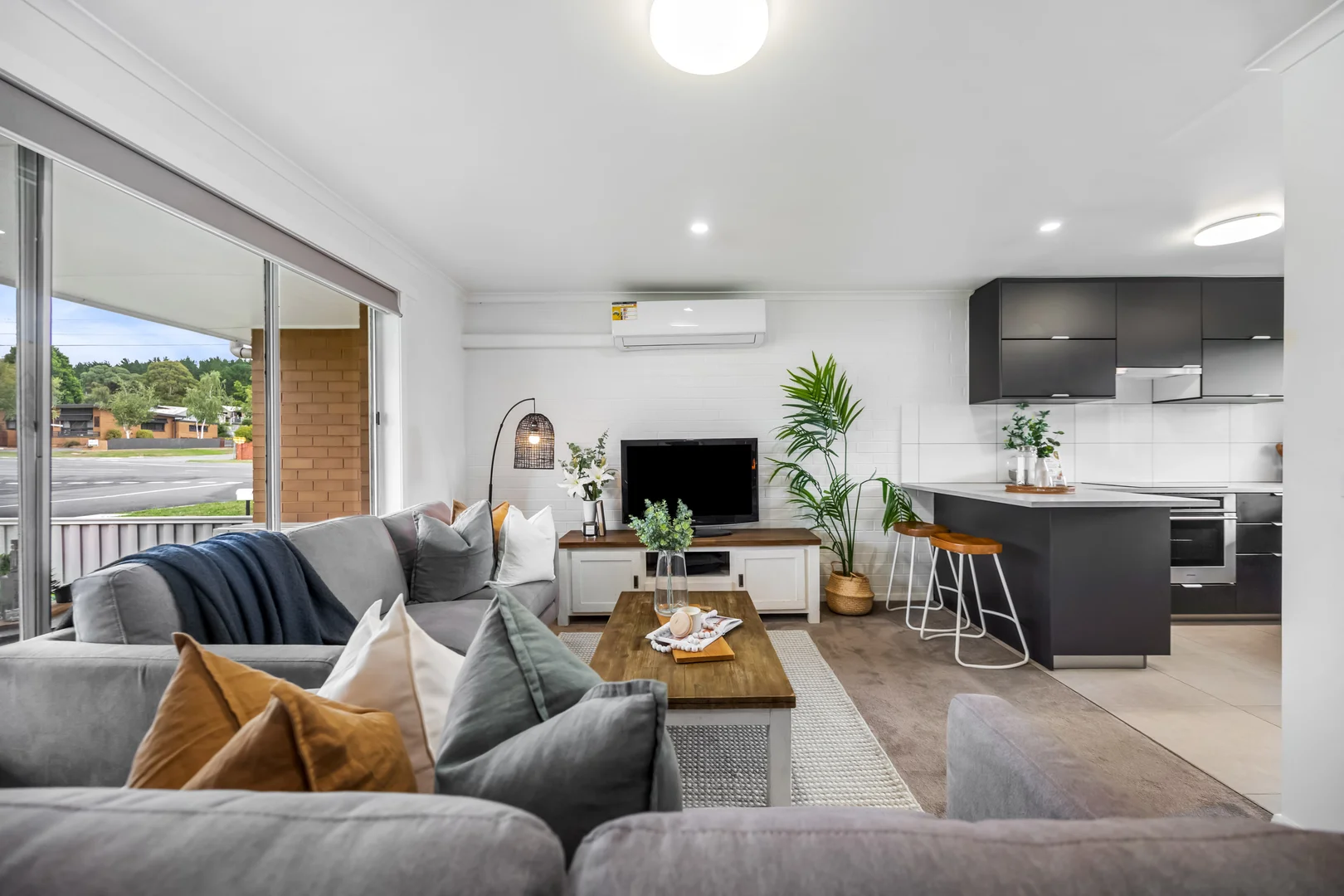 Additional image 3 of 2/749 Geelong Road, Canadian VIC 3350