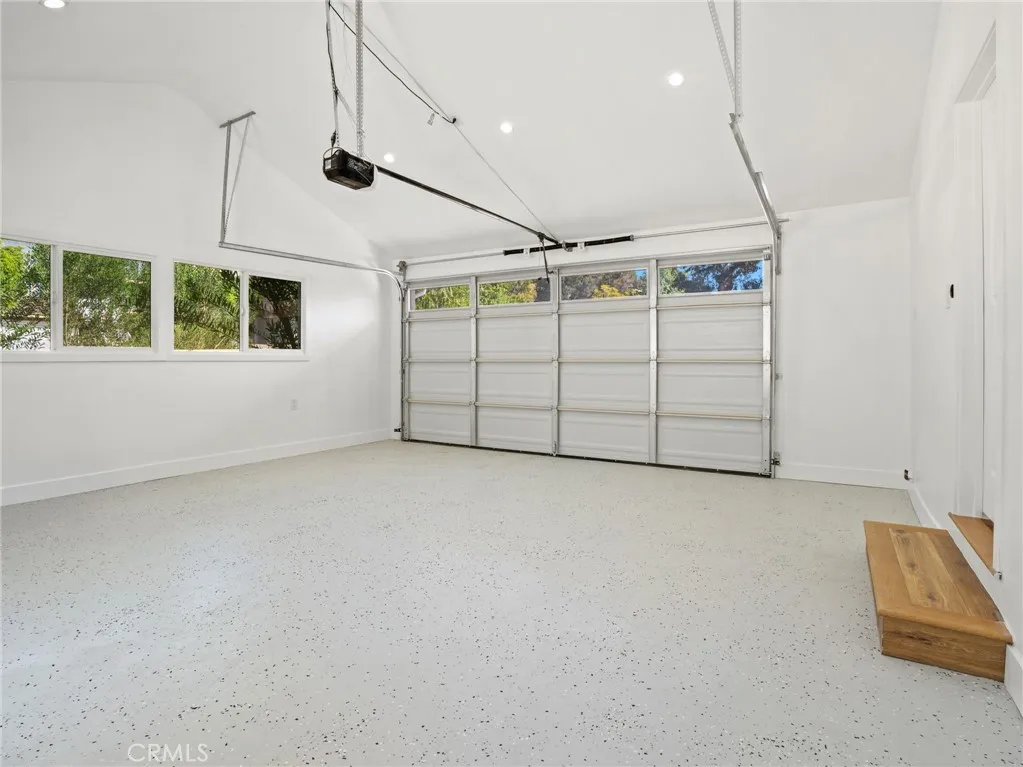 Additional image 79 of 5141 Don Pio Drive, Woodland Hills, CA 91364