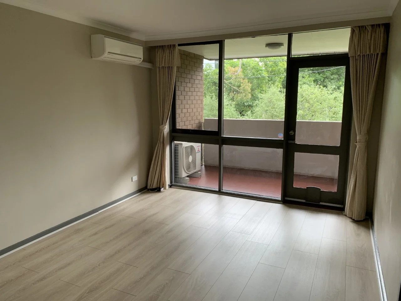 Additional image 4 of 4/94-96 Thames Street, Box Hill VIC 3128