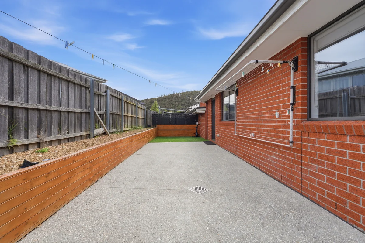 Additional image 20 of 2/170 Flagstaff Gully Road, Lindisfarne TAS 7015