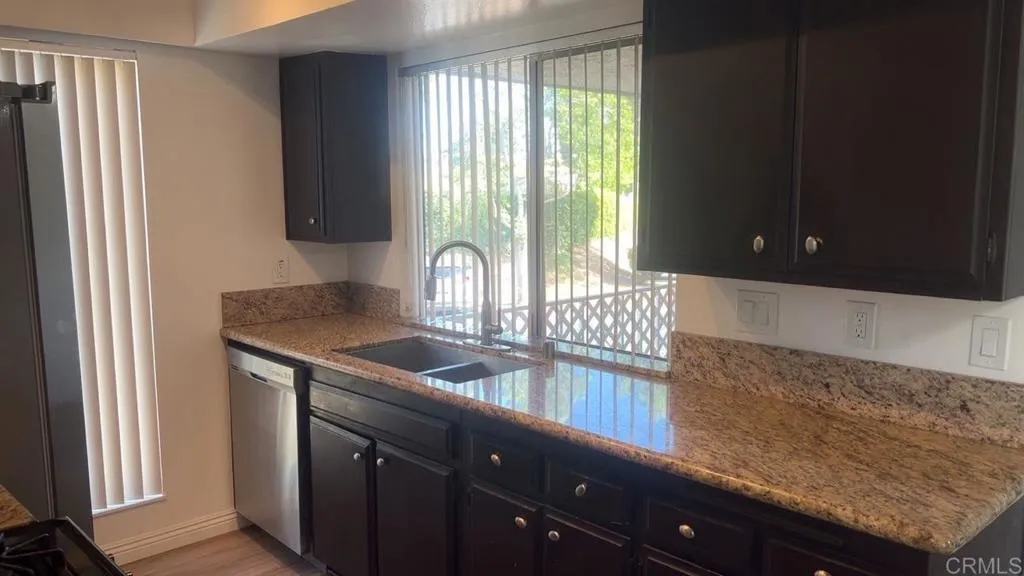 Additional image 4 of 6878 Navajo Road Unit 32, San Diego, CA 92119