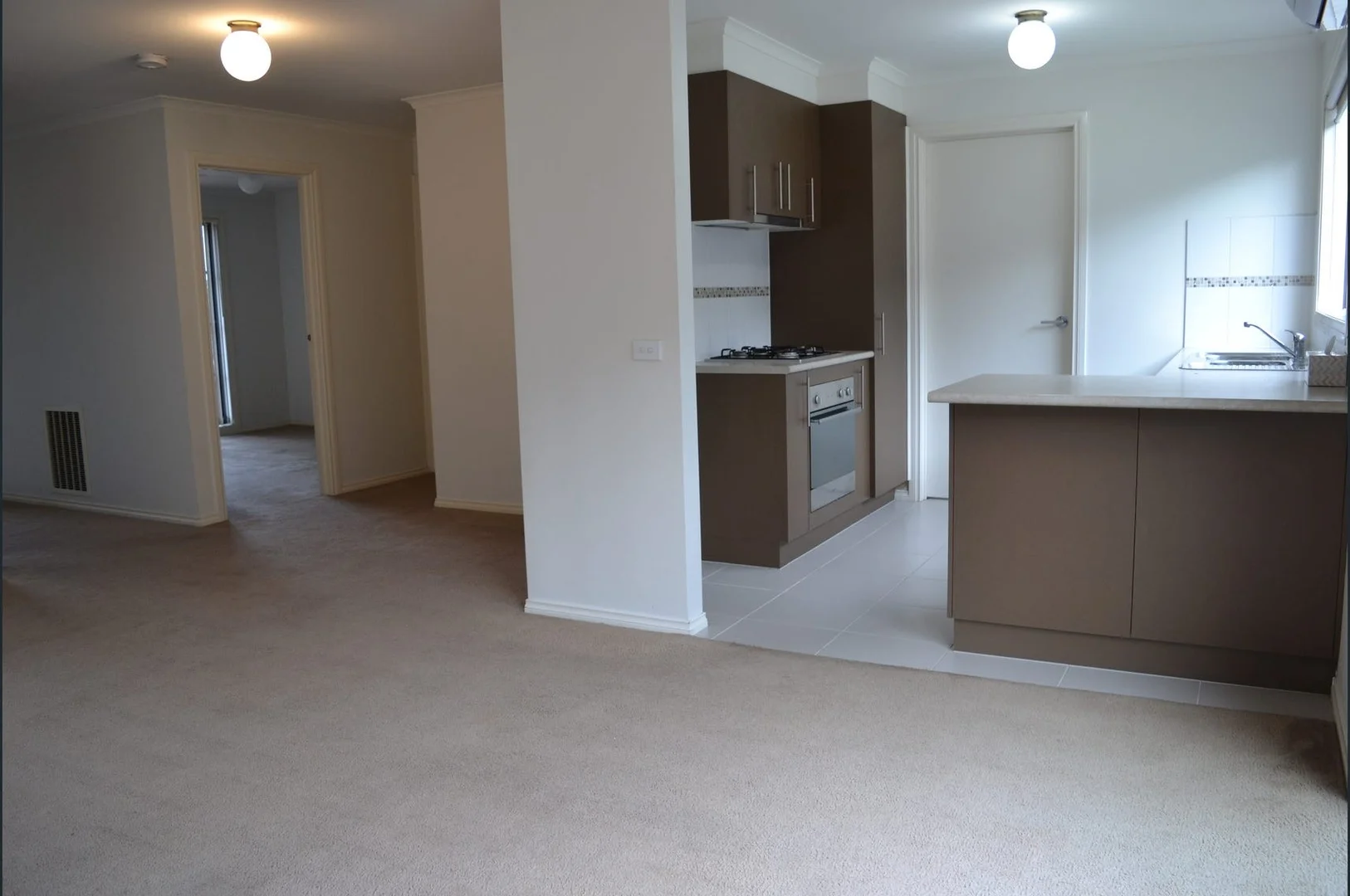 Additional image 10 of 8/107 Army Road, Pakenham VIC 3810