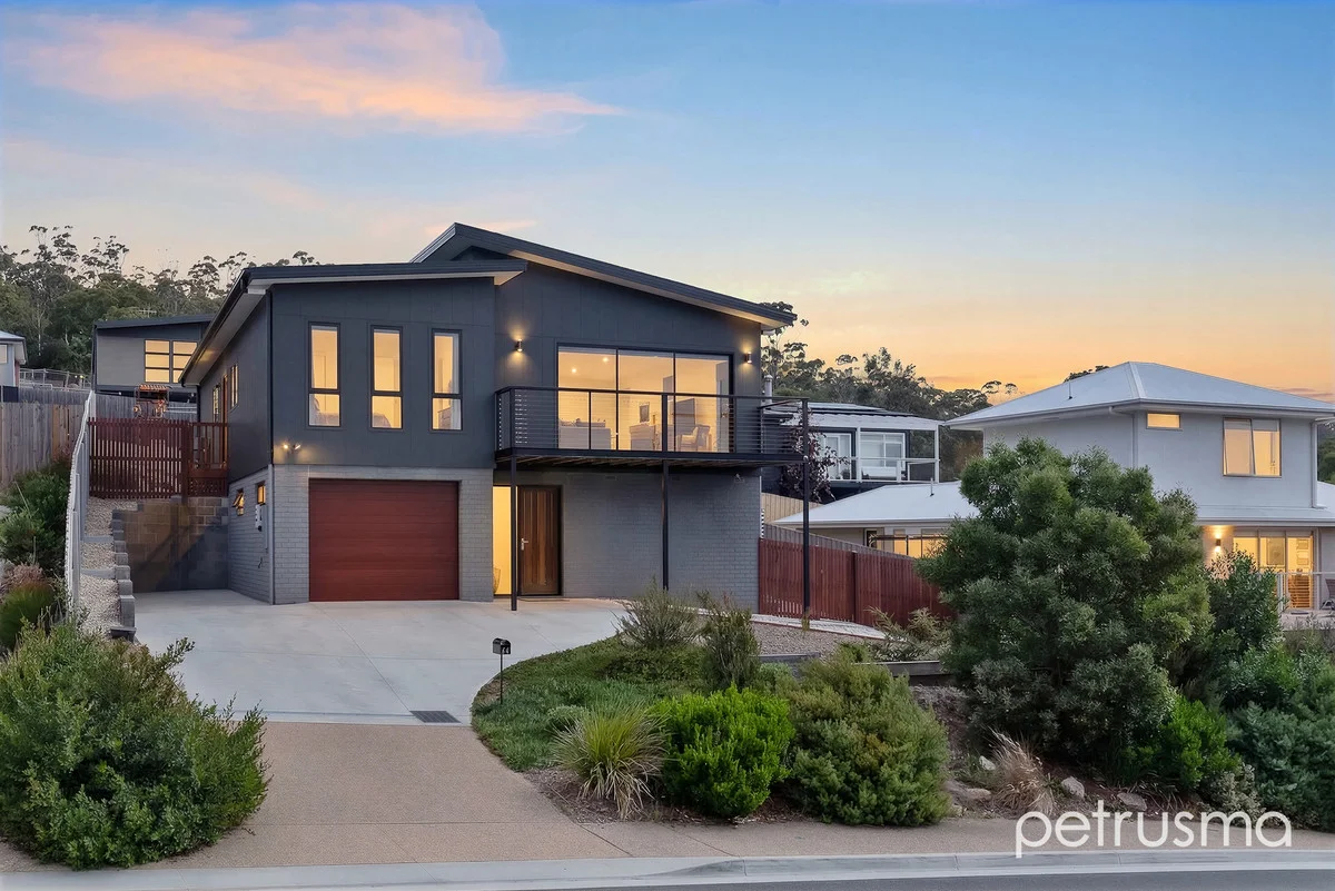 64 Enchantress Street, Rokeby TAS 7019