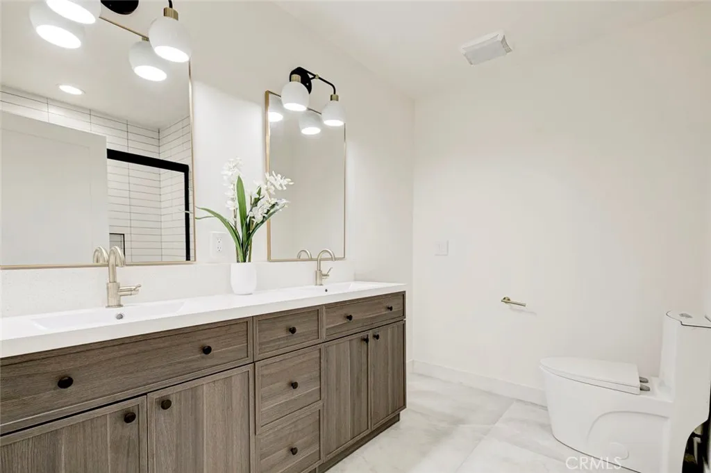 Additional image 19 of 5515 Hermitage Avenue, Valley Village, CA 91607