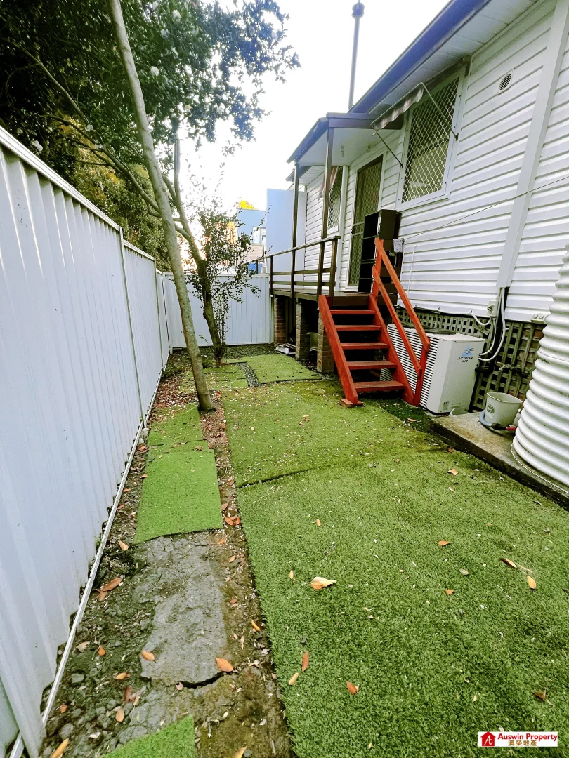 Additional image 8 of 54 Lawrence Street, Peakhurst NSW 2210