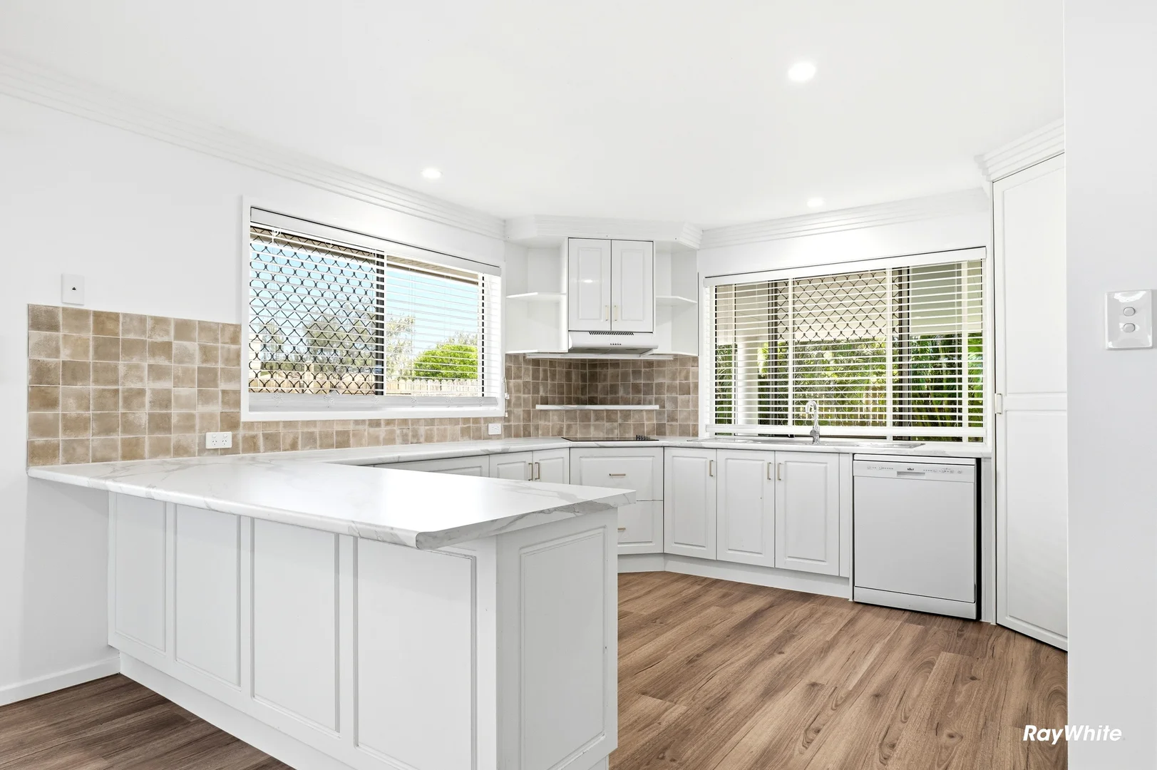 Additional image 5 of 30 Oceanview Street, Bargara QLD 4670