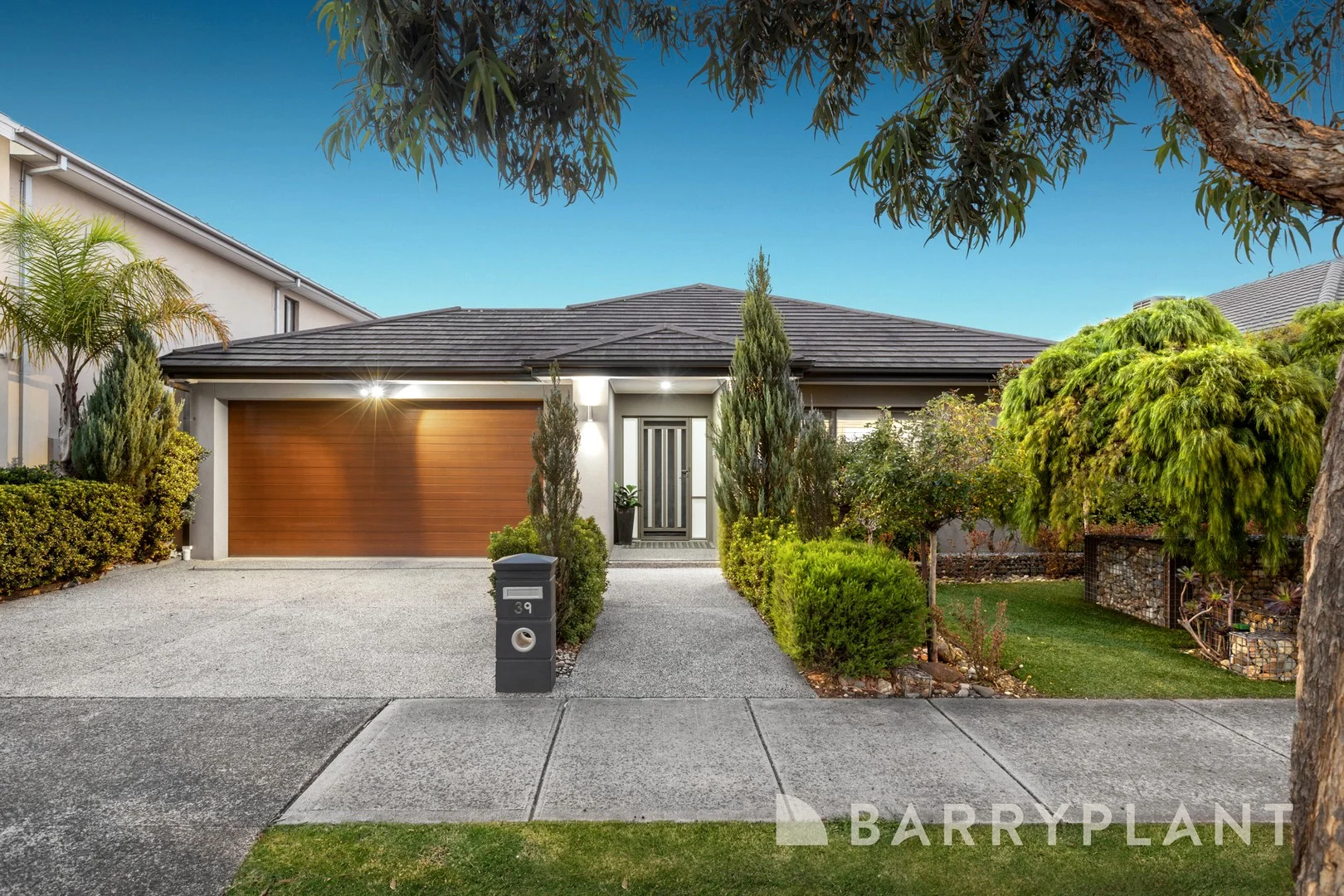 39 Worcester Crescent, Bundoora VIC 3083