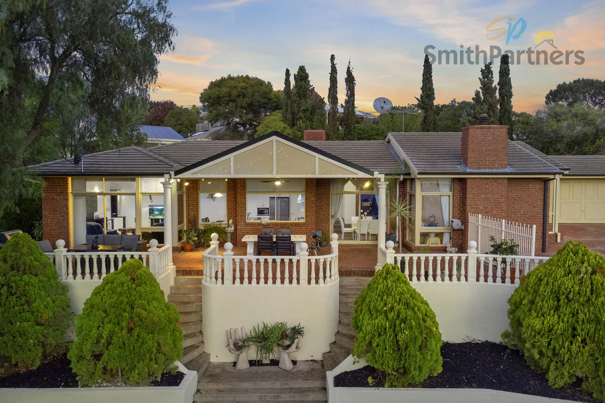 17 Seavista Court, Wynn Vale SA 5127