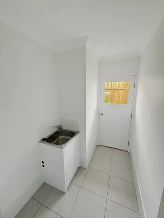 Additional image 10 of 1/28 Darling Circuit, Plainland QLD 4341