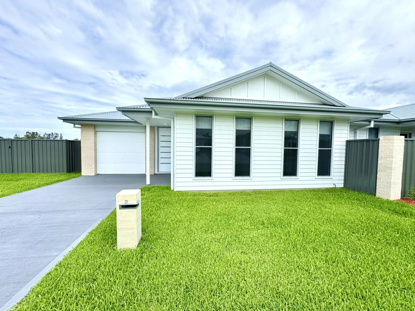 2 Surf Close, Old Bar NSW 2430