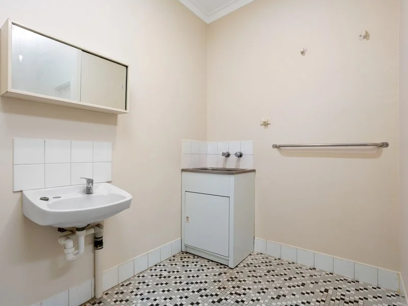 Additional image 6 of 7/307 Wharf Street, Queens Park WA 6107