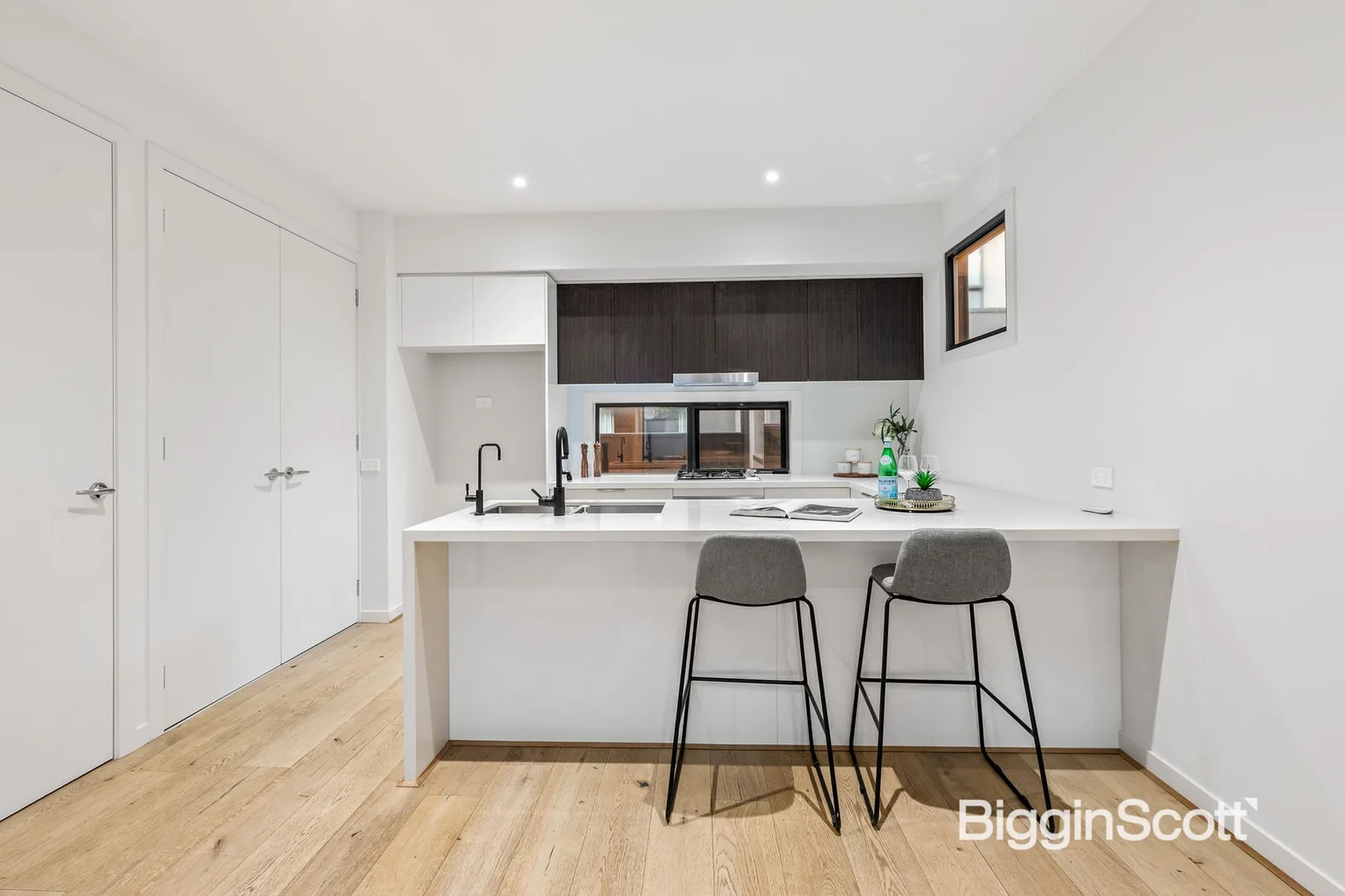 Additional image 7 of 8/2 Curlew Court, Doncaster VIC 3108