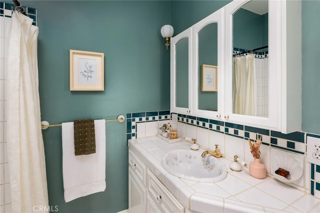 Additional image 81 of 932 N Avenue 65 Ave, Los Angeles, CA 90042