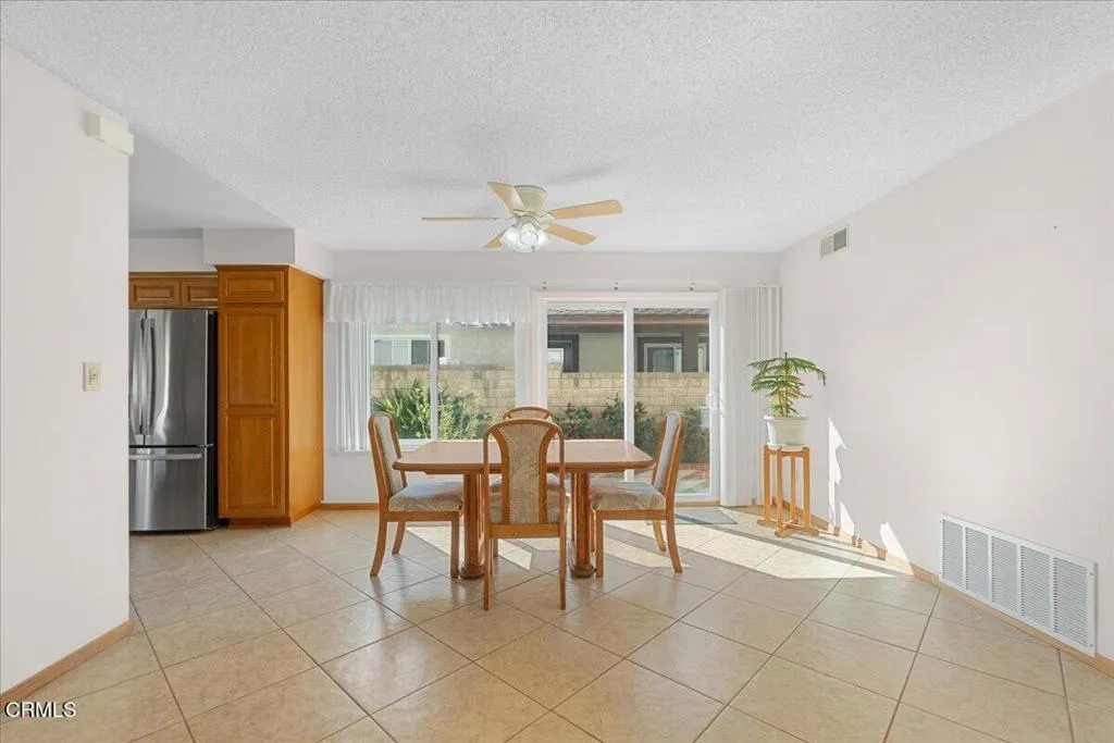 Additional image 46 of 25530 Meadow Mont Street, Valencia, CA 91355