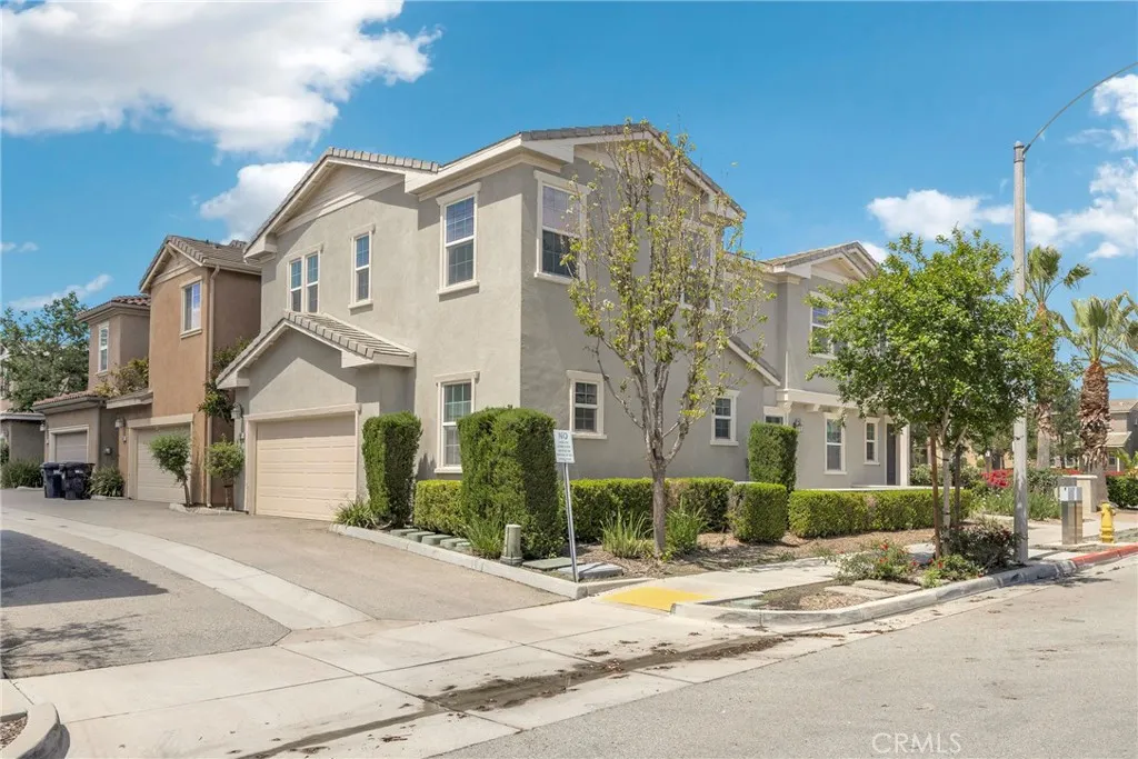 Additional image 3 of 6101 Snapdragon St, Eastvale, CA 92880