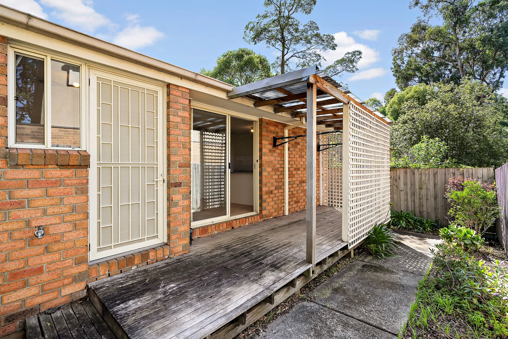 Additional image 7 of 2/18 Hart Avenue, Greensborough VIC 3088