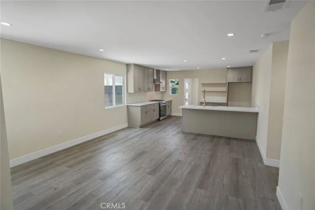 Additional image 10 of 3123 Hyde Park Boulevard, Los Angeles, CA 90043