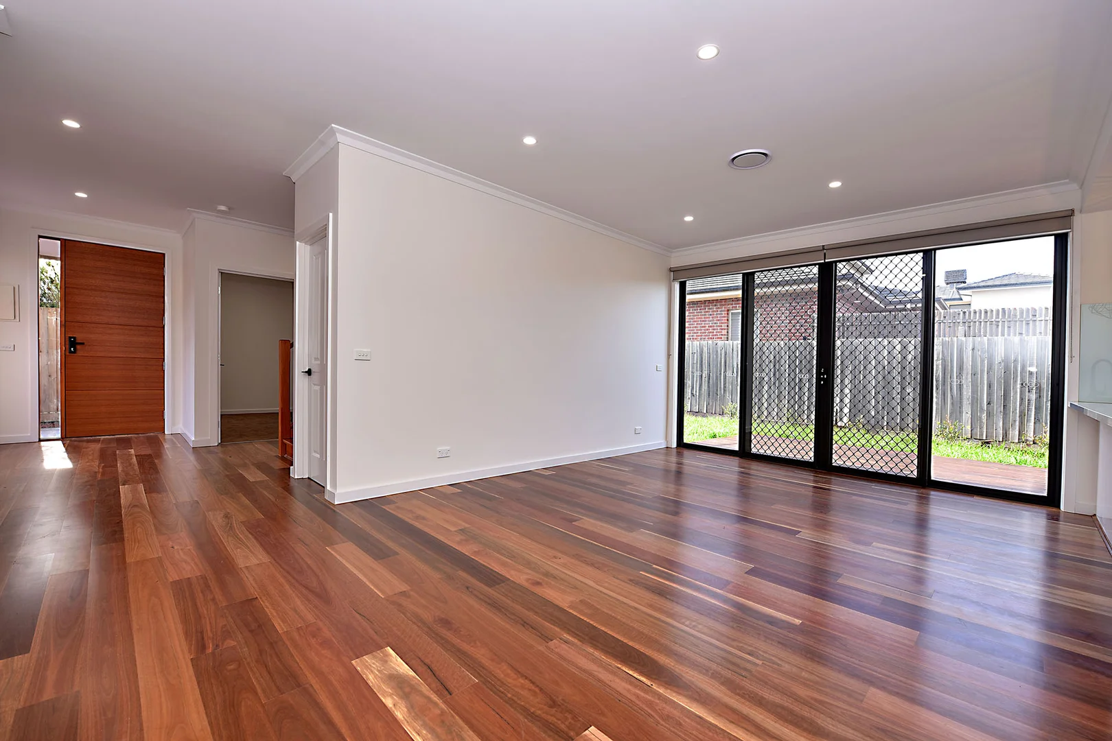Additional image 3 of 2/398 Springvale Road, Glen Waverley VIC 3150