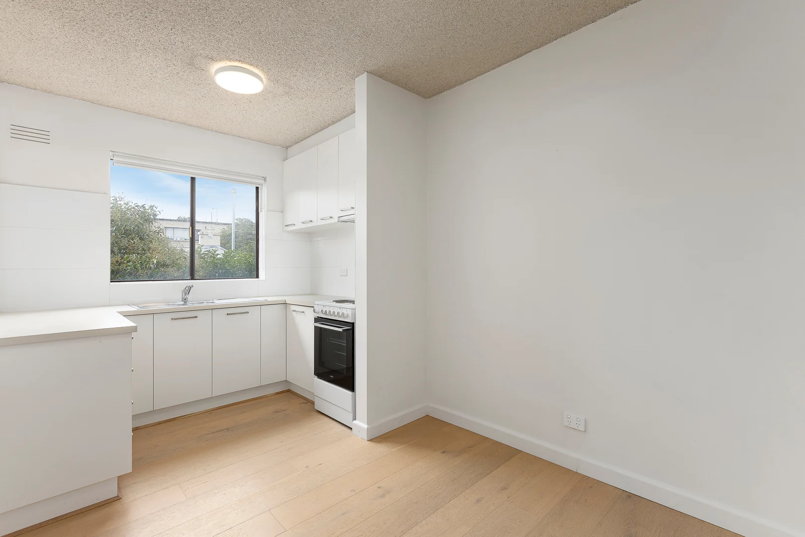 Additional image 2 of 15/19 Redan Street, St Kilda VIC 3182