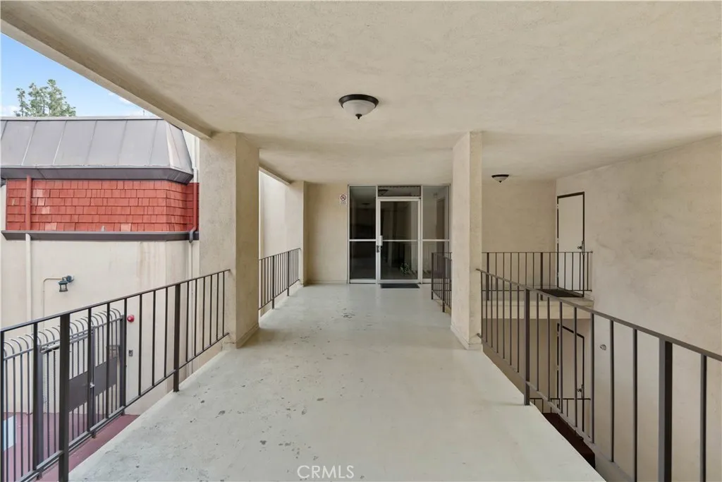 Additional image 76 of 5674 Windsor Way Unit 201, Culver City, CA 90230