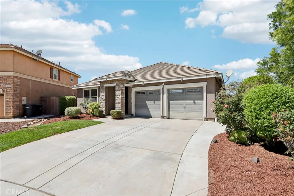 3086 Hawthorne Road, Perris, CA 92571 photo 4
