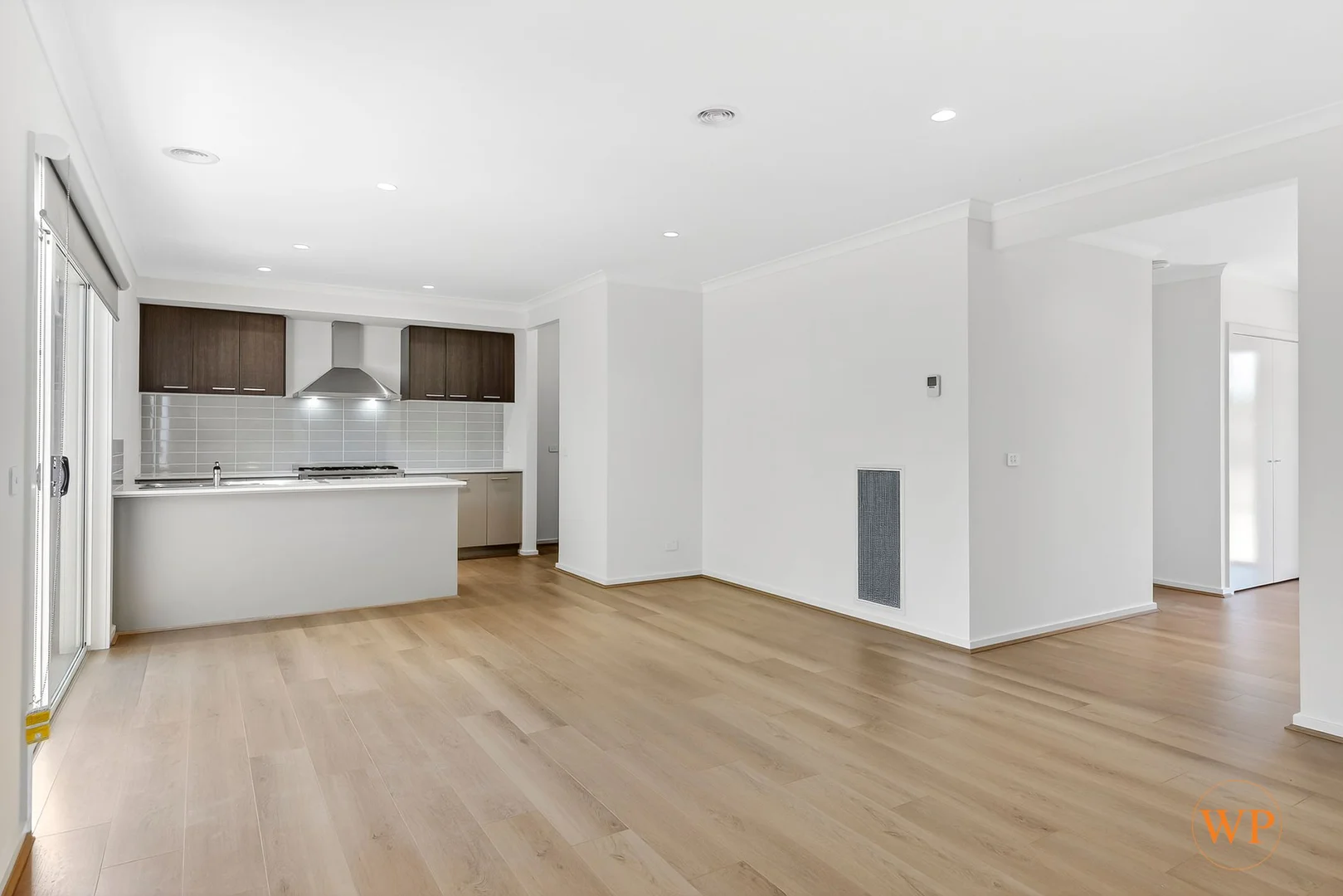 9 Epacris Crescent, Broadford VIC 3658 photo 4