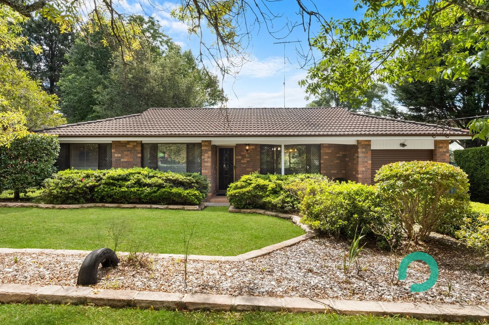 16 Morven Road, Leura NSW 2780