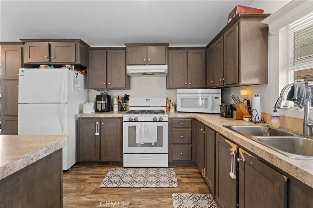 Additional image 47 of 32900 Riverside Dr Unit 53, Lake Elsinore, CA 92530