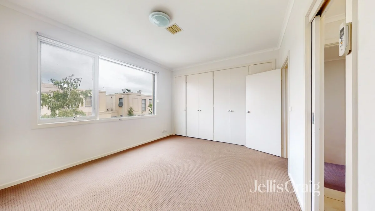 Additional image 4 of 4/81-85 Orrong Cres, Caulfield North VIC 3161
