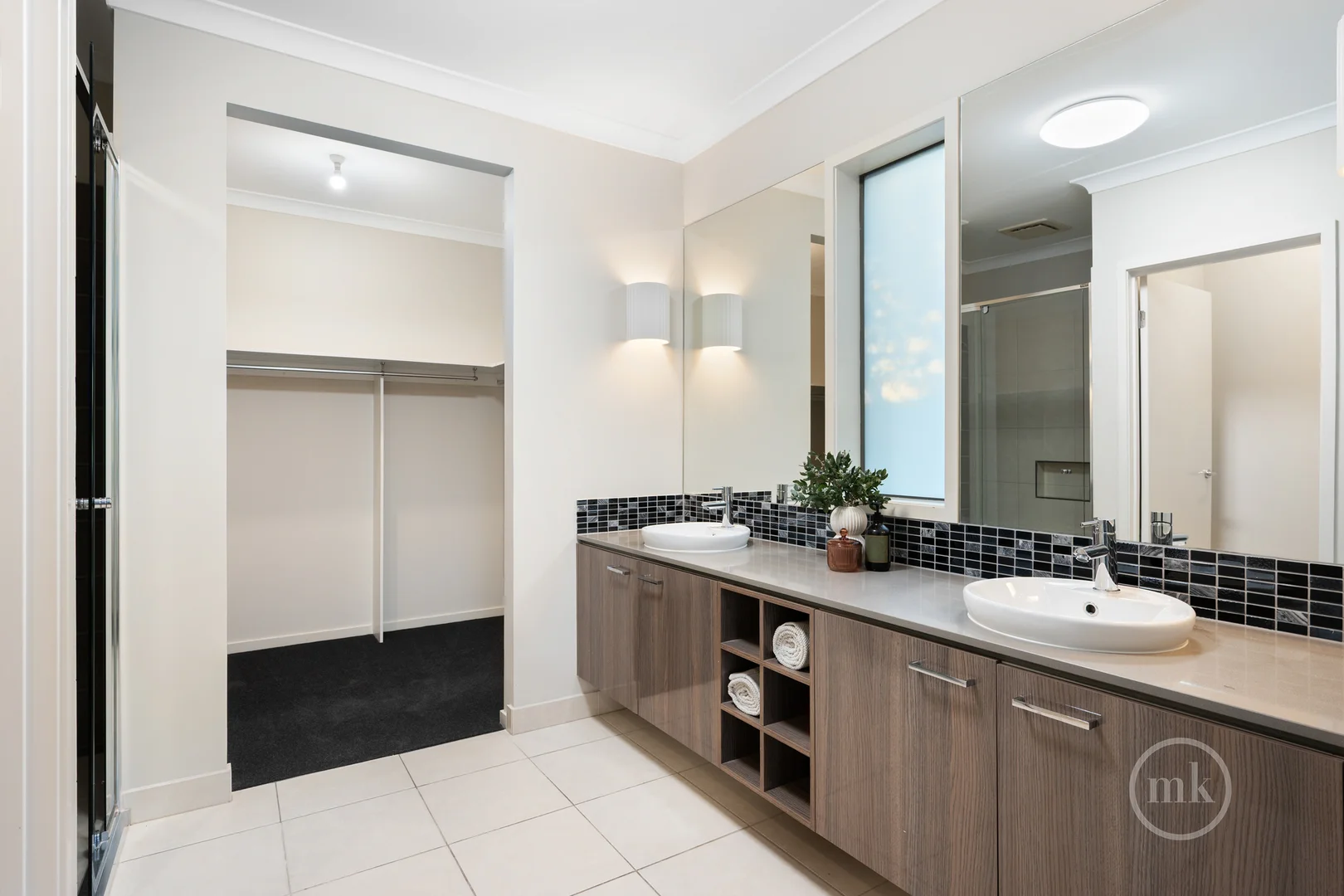 Additional image 8 of 45 Coolgardie Way, Doreen VIC 3754