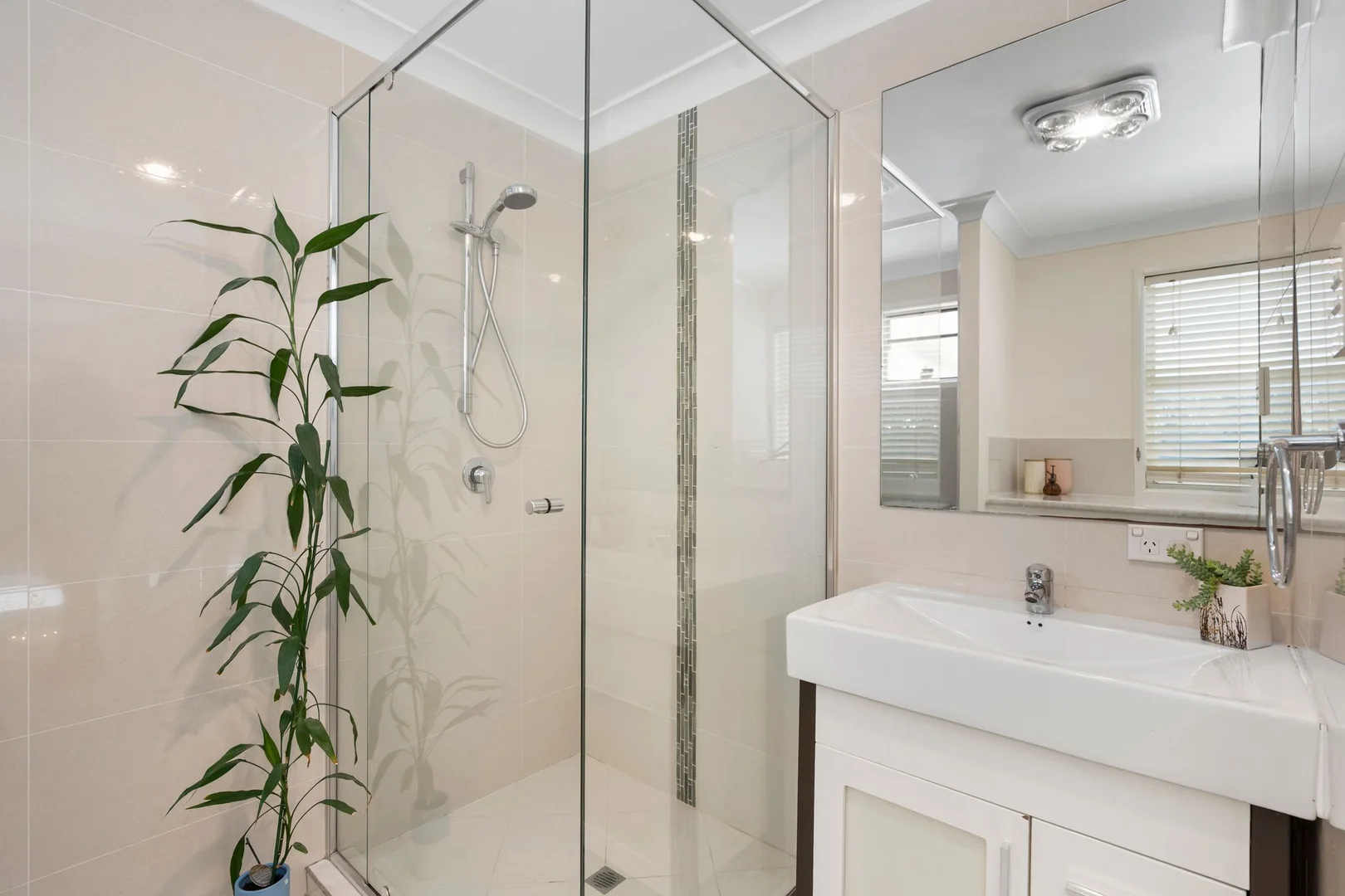 Additional image 15 of 5 Carroo Court, Albany Creek QLD 4035