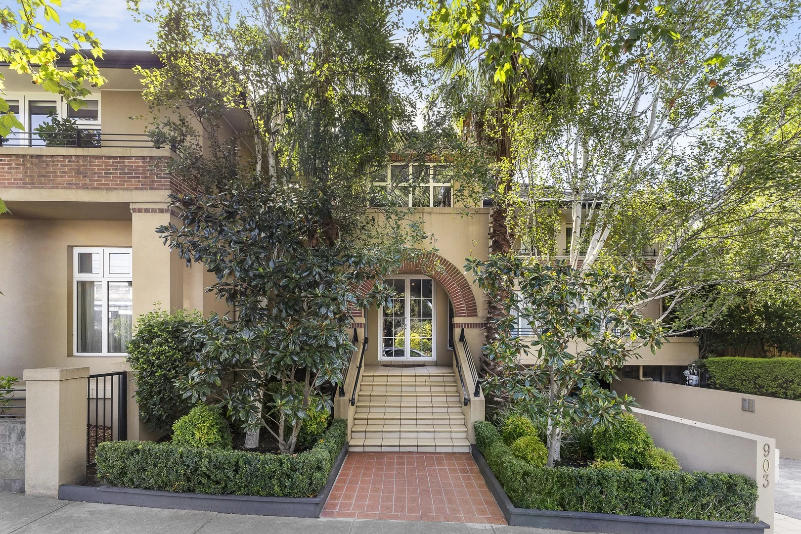 8/903 Riversdale Road, Camberwell VIC 3124