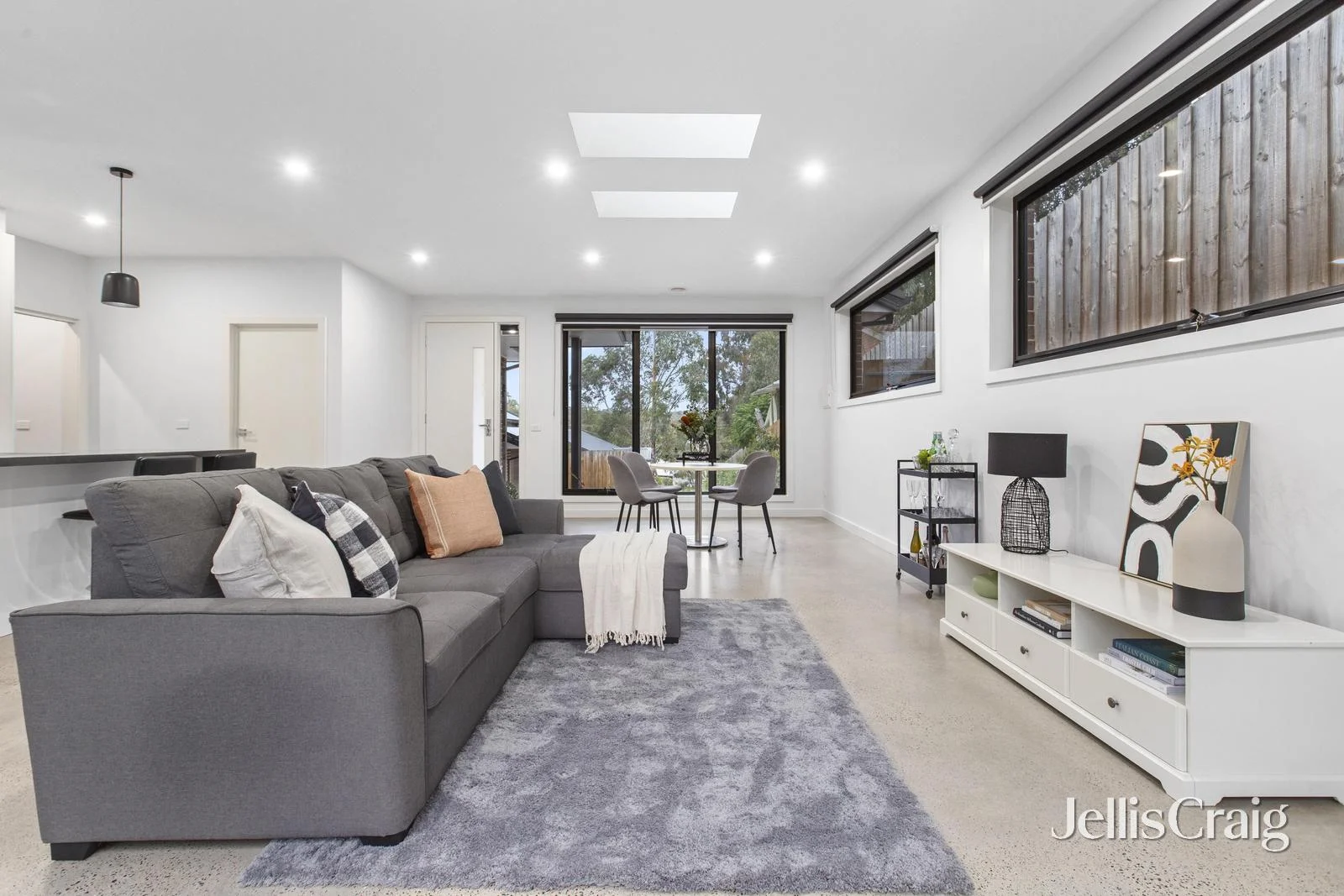 Additional image 2 of 2/18 Helene Street, Eltham VIC 3095