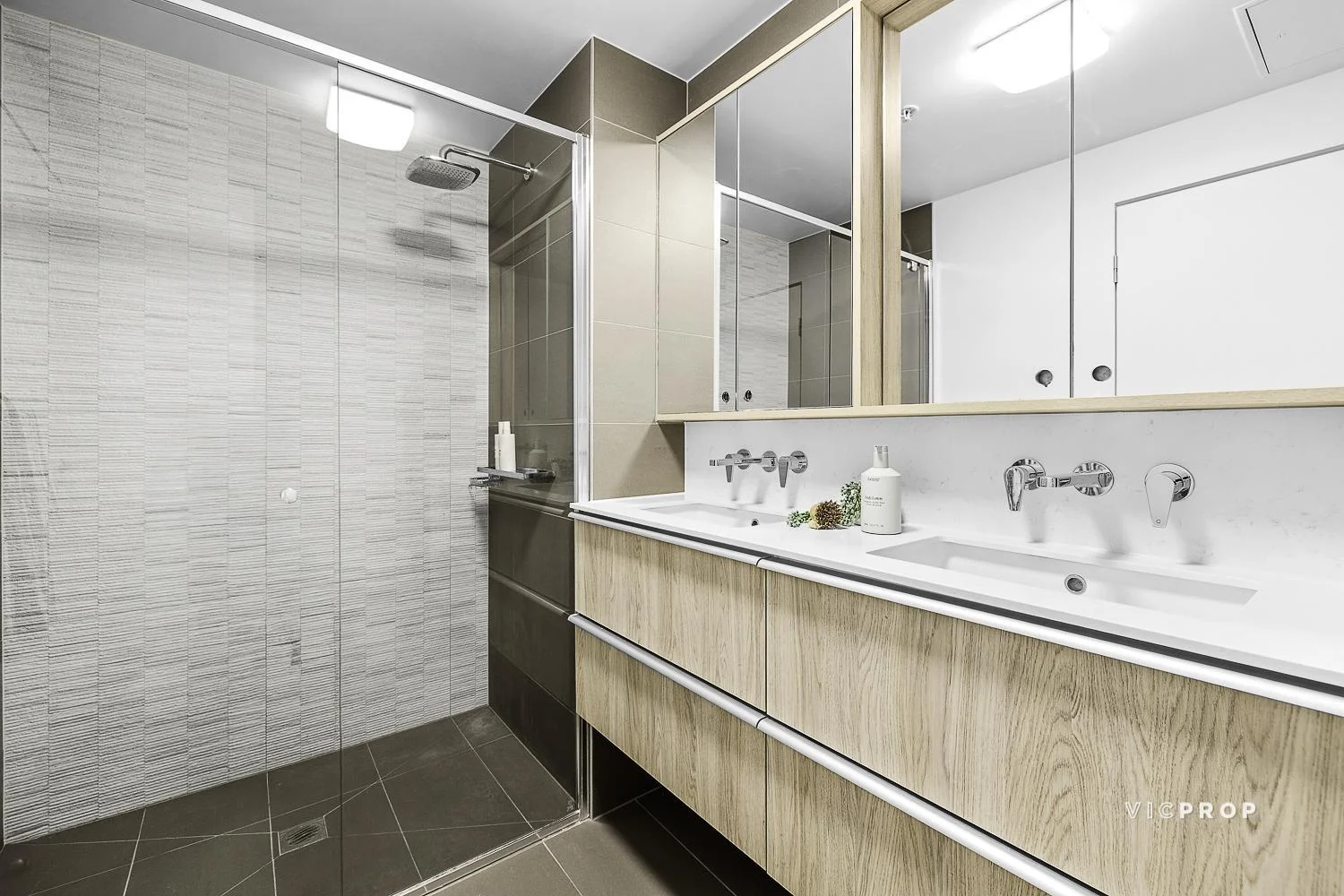 Additional image 5 of 2308/3-5 St Kilda Road, St Kilda VIC 3182