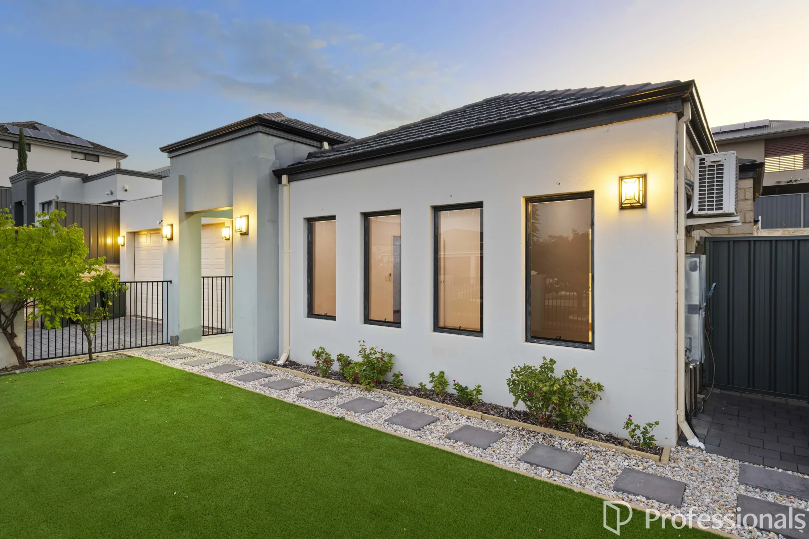 4 Elmdon Link, Landsdale WA 6065 photo 4