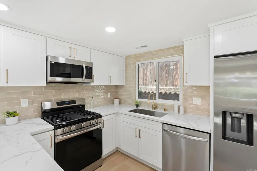Additional image 13 of 1344 Palomar Place Unit 22, Vista, CA 92084
