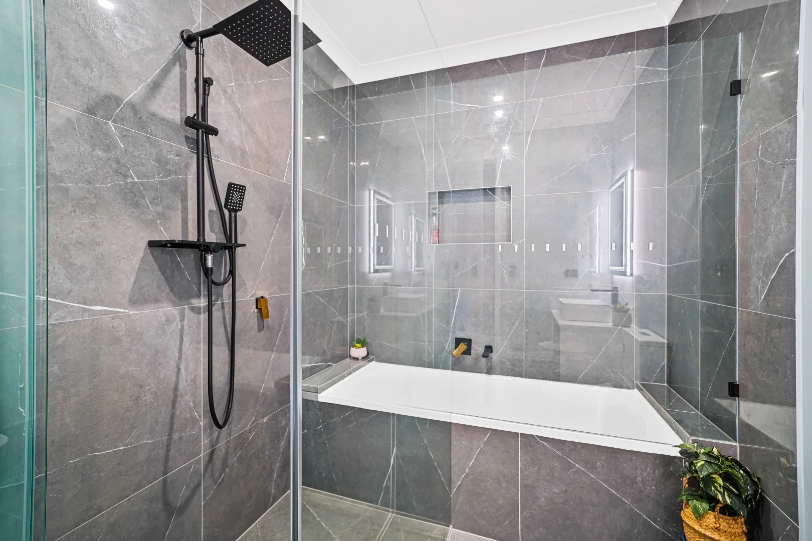 Additional image 21 of 6 Irving Way, Belivah QLD 4207