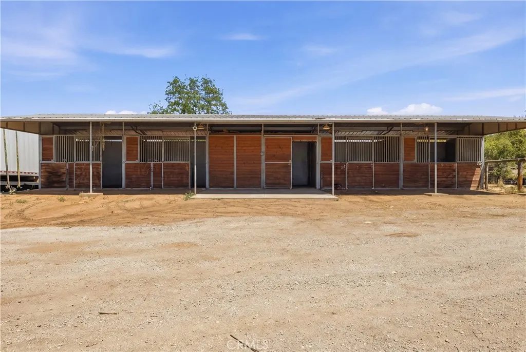 Additional image 46 of 2189 Myers St, Riverside, CA 92503