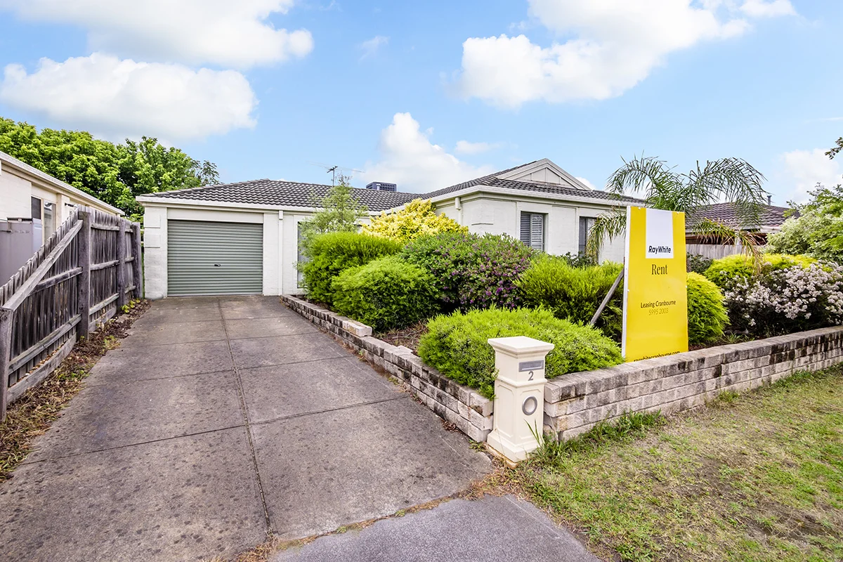 2 Woodside Close, Hampton Park VIC 3976