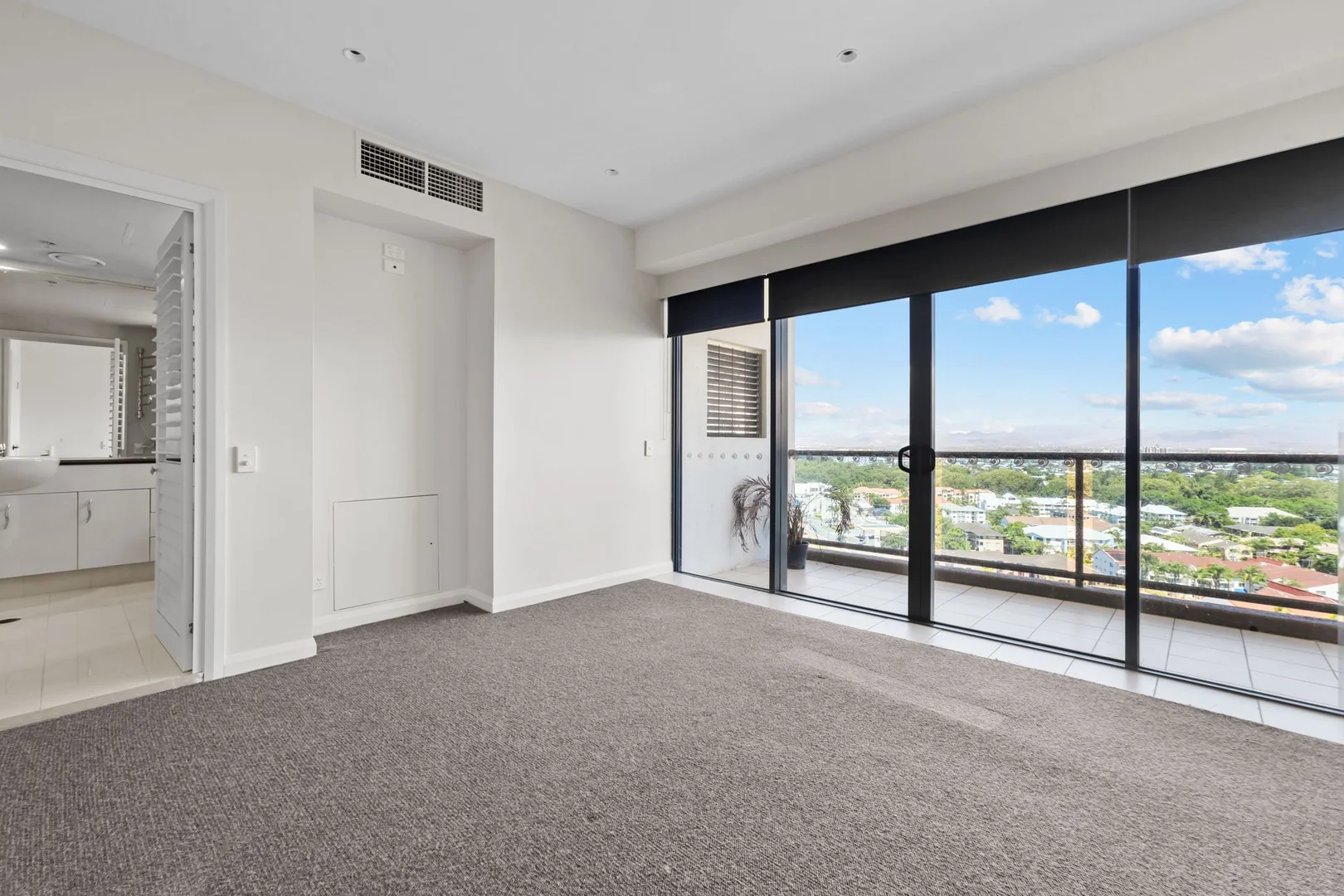 Additional image 28 of 1402/2865 Gold Coast Highway, Surfers Paradise QLD 4217