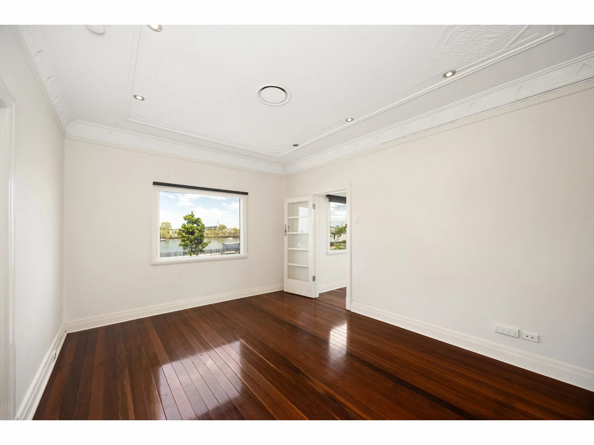 Additional image 3 of 1/250 Kingsford Smith Drive, Hamilton QLD 4007