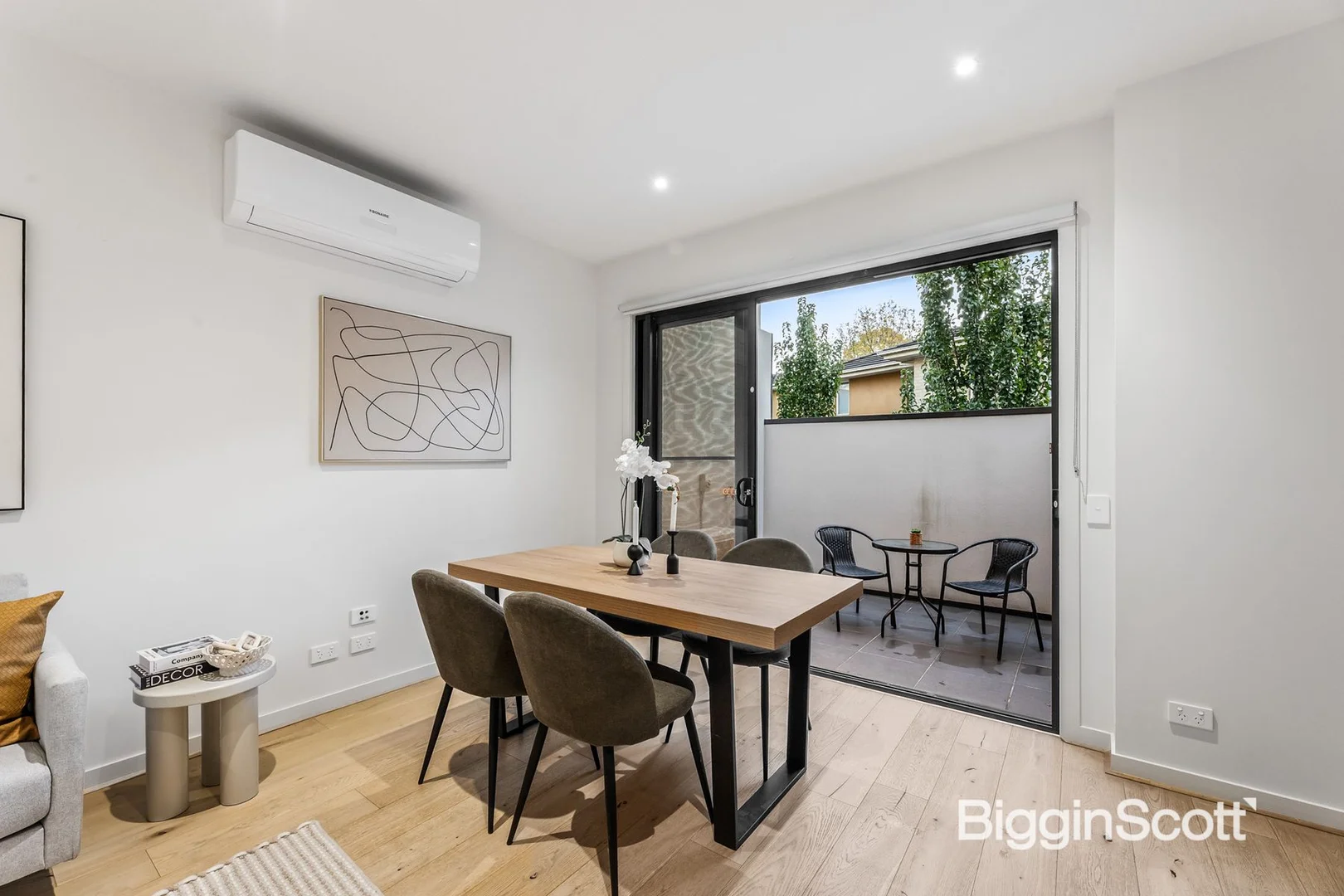 Additional image 5 of 8/2 Curlew Court, Doncaster VIC 3108