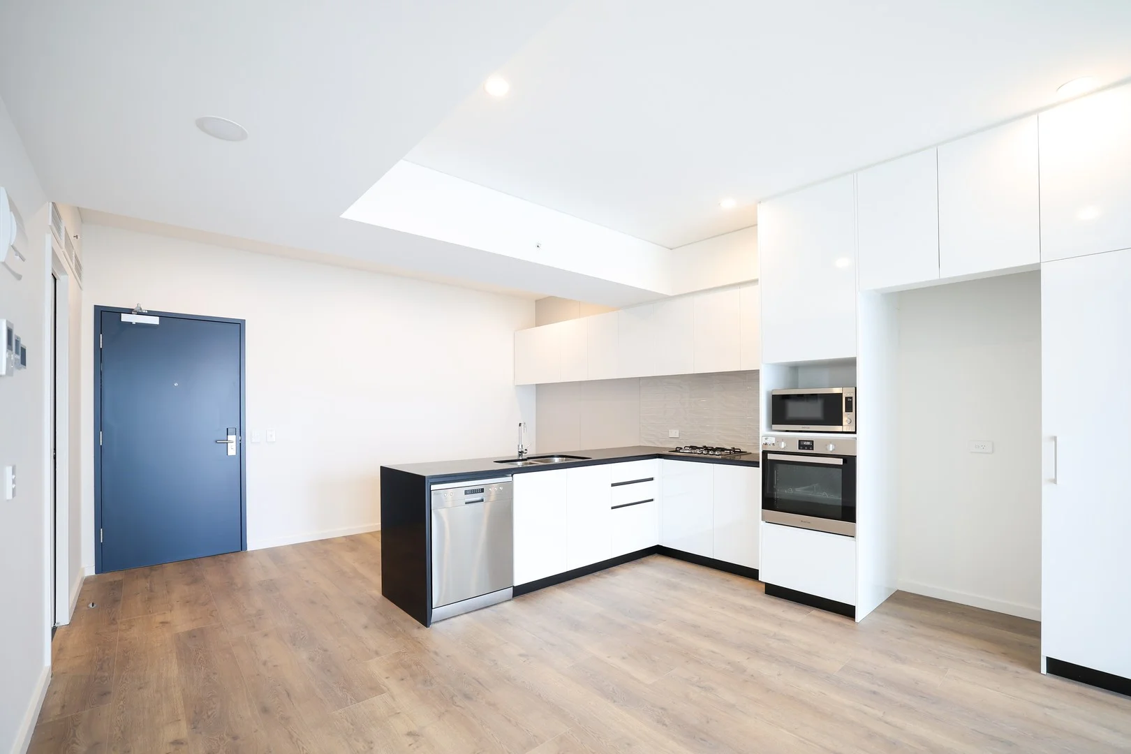 Additional image 2 of 1612/116 Waymouth Street, Adelaide SA 5000