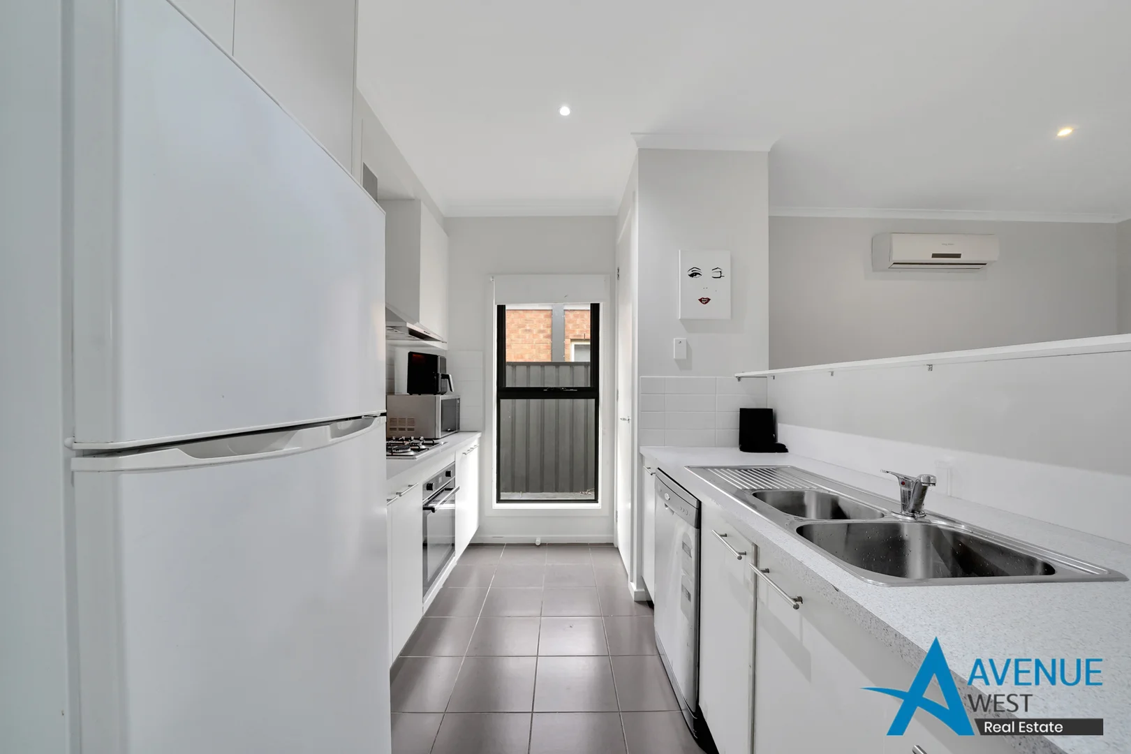 Additional image 4 of 17 Somersby Road, Craigieburn VIC 3064
