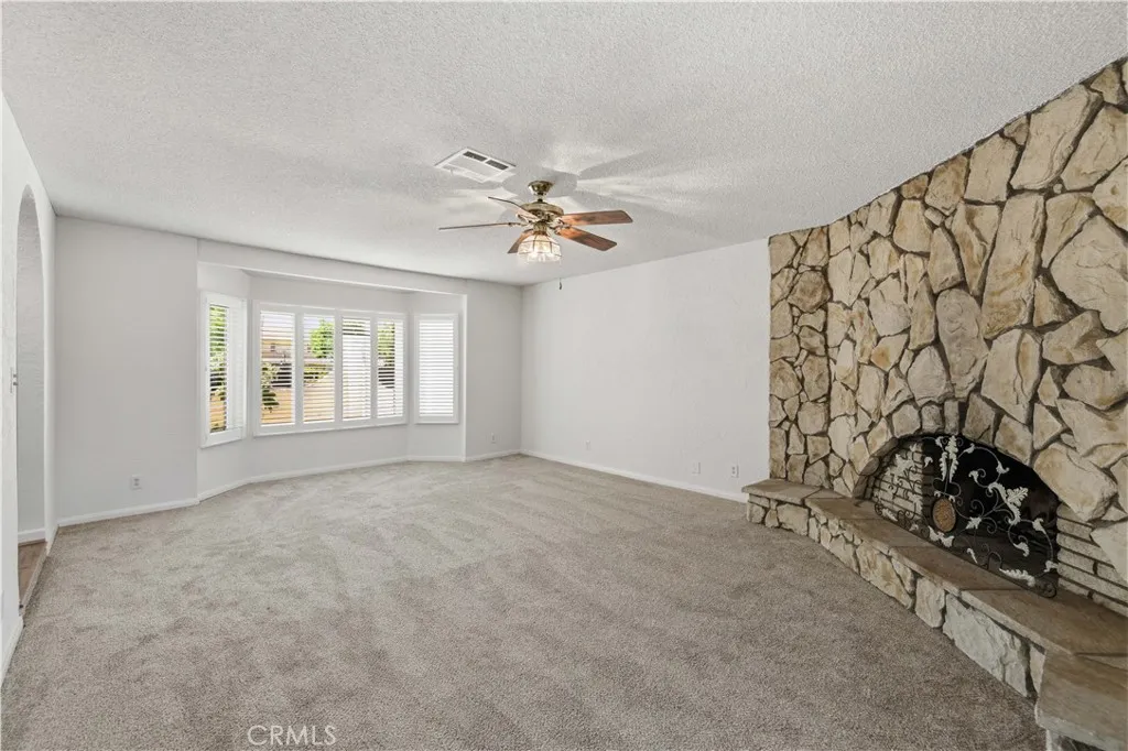 Additional image 38 of 42136 55th St W, Lancaster, CA 93536