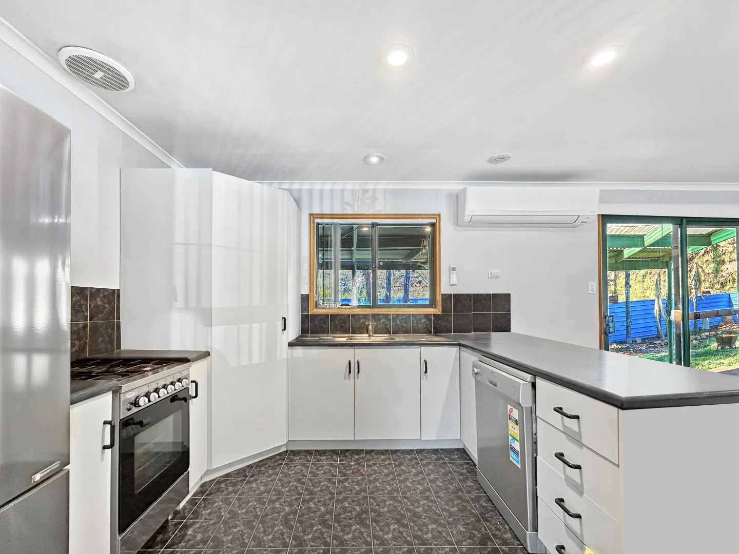 Additional image 2 of 13 Gilbert Place, Larapinta NT 0875