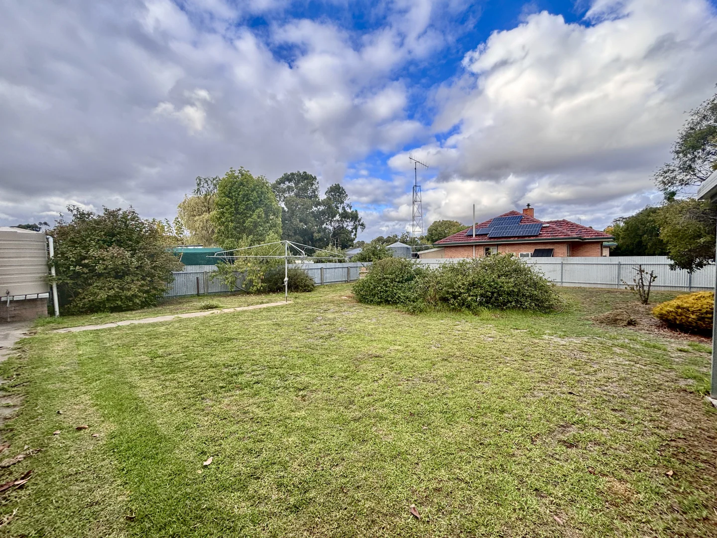 Additional image 9 of 2 Philip Avenue, Bordertown SA 5268